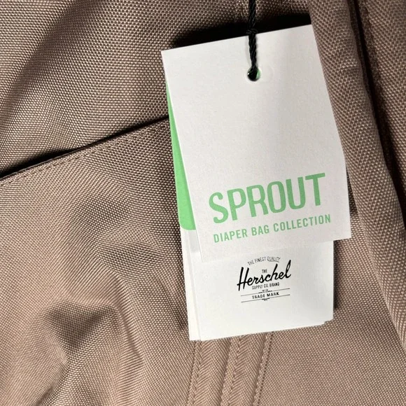 The Herschel Diaper/ Tote Bag Ash Rose with additional insert - Picture 6 of 7